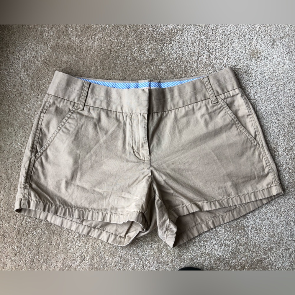 Women’s J Crew 3inch Chino